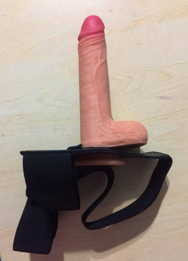 Extra Yumuşak Belden Bağlamalı Sıcak Dildo