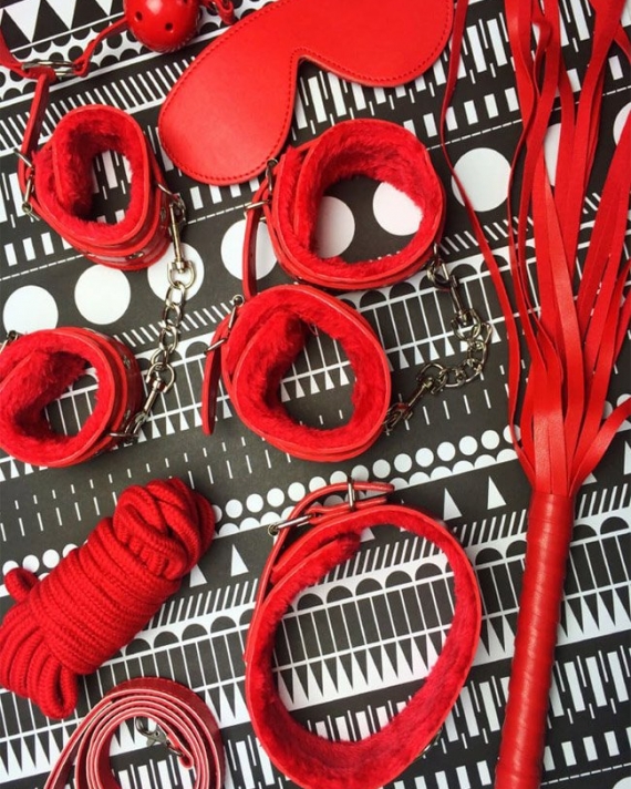 Kırmızı Fetish Fantezi Seri Set