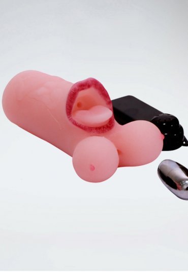 Red Lip Companion Realistik Gögüslü Ve Titreşimli Oral Vajina